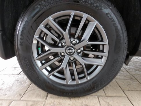 Certified 2024 Nissan Rogue S image 10