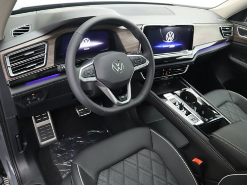 New 2026 Volkswagen Atlas SEL Premium R-Line image 10