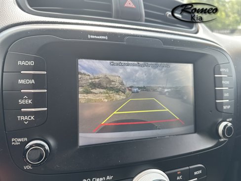 Used 2019 Kia Soul + image 19
