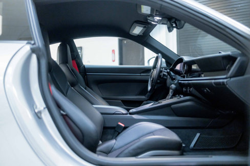 Used 2022 Porsche 911 GT3 image 40