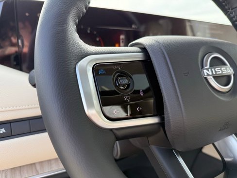 New 2025 Nissan Armada Platinum image 17