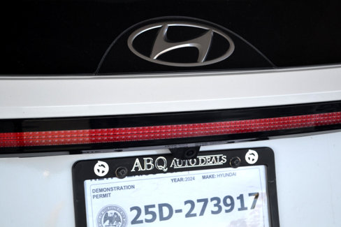 Used 2024 Hyundai Tucson Limited image 64