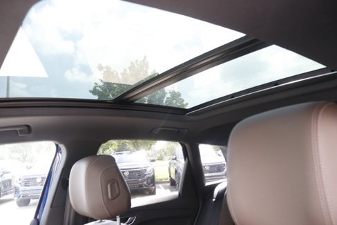 New 2025 Audi Q4 e-tron Premium Plus image 15