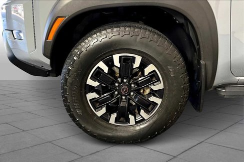 Used 2023 Nissan Frontier PRO-4X w/ Tow Package image 10