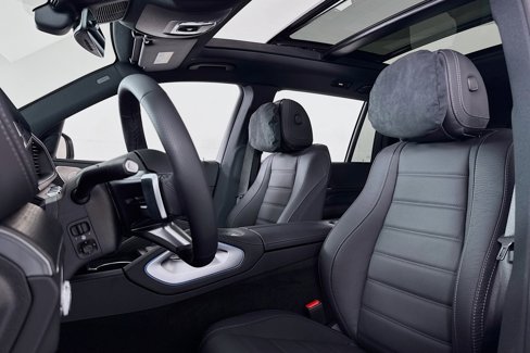 New 2026 Mercedes-Benz GLS 580 4MATIC image 17