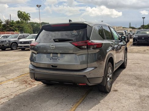 New 2026 Nissan Rogue S image 2