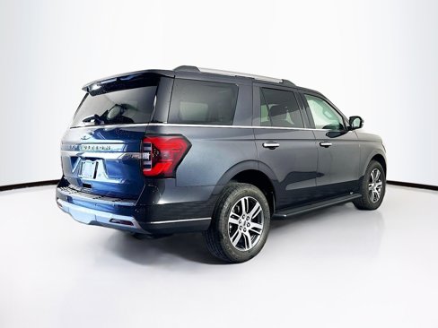 Used 2024 Ford Expedition Limited image 9