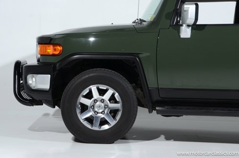 Used 2014 Toyota FJ Cruiser 4WD image 14
