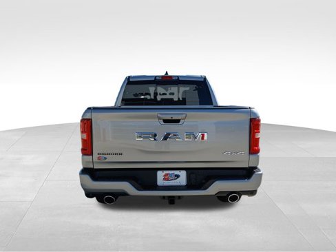 New 2026 RAM 1500 4x4 Crew Cab image 4