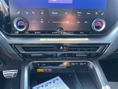 New 2026 Lexus TX 500h AWD image 21