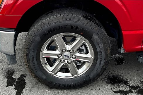 Used 2024 Ford F150 XLT w/ Tow/Haul Package image 9
