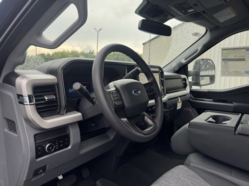 New 2026 Ford F350 XLT image 13