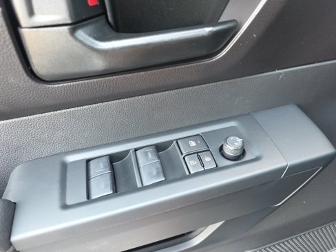 New 2026 Toyota Tundra SR image 15