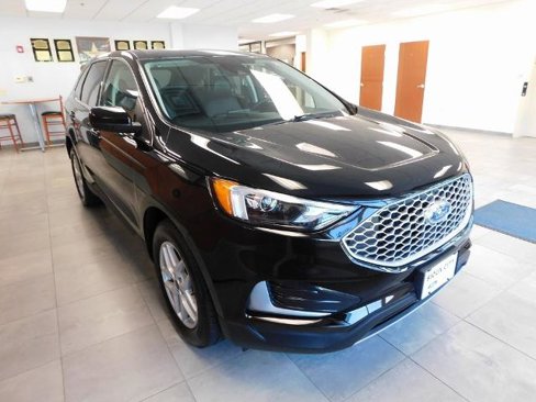 Certified 2024 Ford Edge SEL image 4