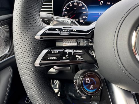 New 2026 Mercedes-Benz GLS 63 AMG 4MATIC image 9