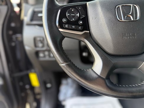 Used 2021 Honda Pilot Touring image 23