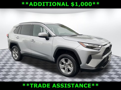 Used 2024 Toyota RAV4 XLE image 1