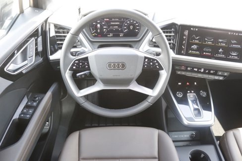 New 2025 Audi Q4 e-tron Premium Plus image 19