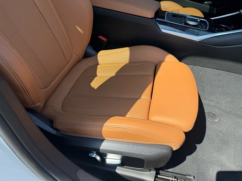 Used 2023 BMW 330i Sedan w/ Driving Assistance Package image 26