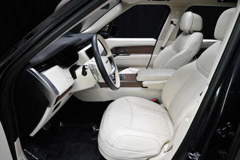 Used 2023 Land Rover Range Rover SE image 47