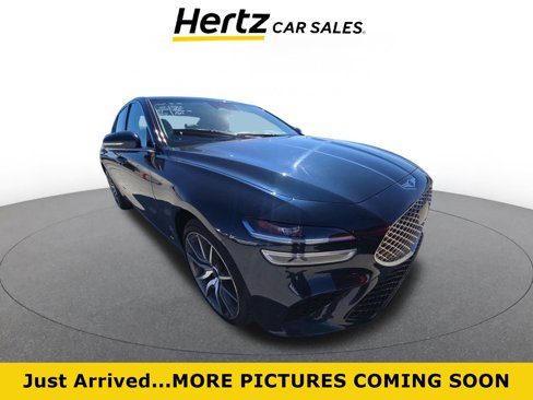 Used 2025 Genesis G70 2.5T image 1