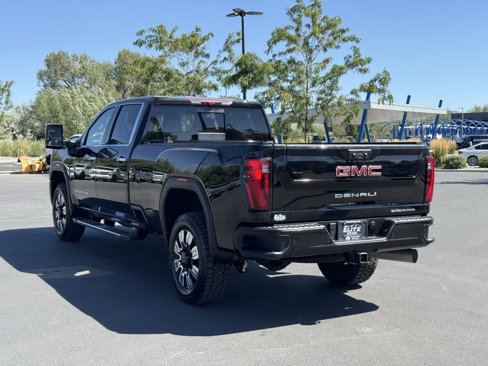 Used 2024 GMC Sierra 3500 Denali w/ Denali Reserve Package image 10