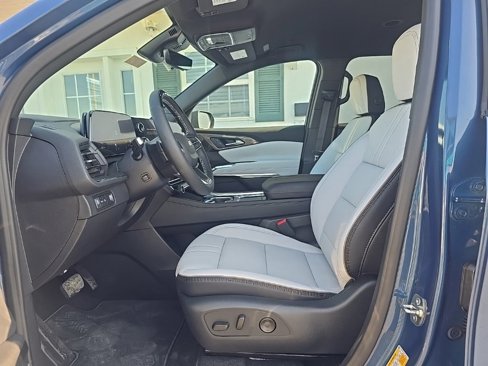 New 2026 Chevrolet Traverse High Country image 12