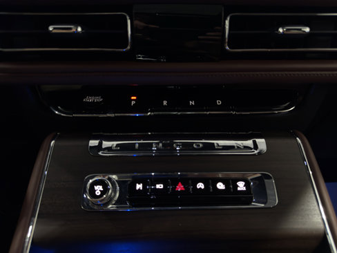 Used 2025 Lincoln Aviator Reserve w/ Illumination Package image 29