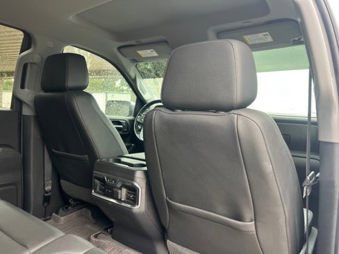 Used 2019 GMC Sierra 1500 SLT image 32