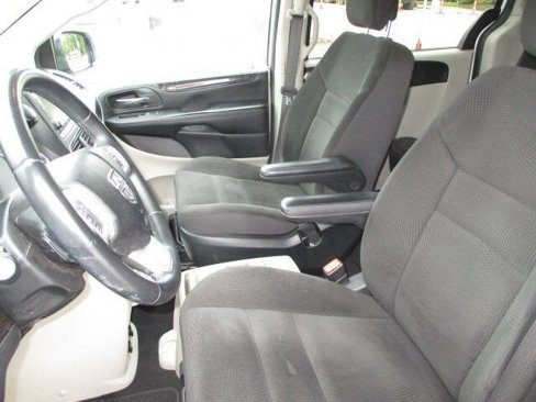 Used 2017 Dodge Grand Caravan SE w/ Power Window Group image 14
