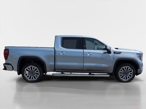 New 2026 GMC Sierra 1500 Denali Ultimate image 3