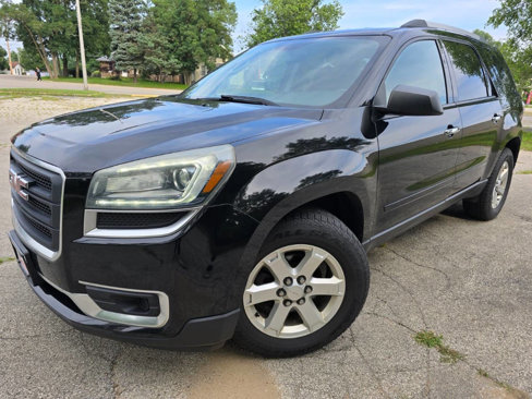 Used 2016 GMC Acadia SLE image 1