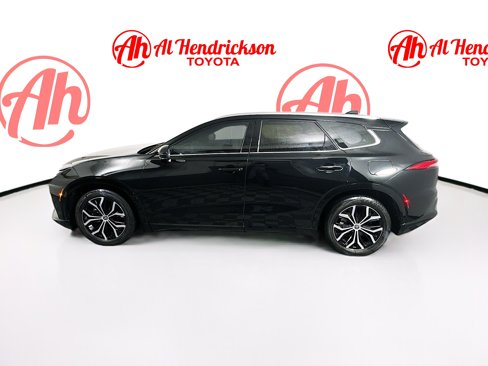 Used 2025 Toyota Crown Signia image 6