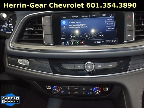 Used 2024 Buick Enclave Premium image 29