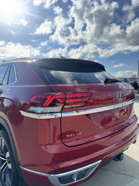 Used 2022 Volkswagen Atlas Cross Sport SEL Premium R-Line image 12