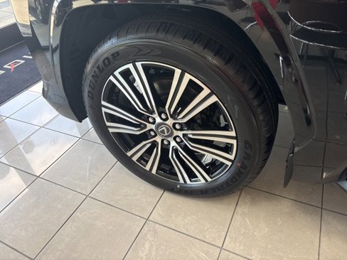 New 2025 Lexus LX 600 4WD w/ Luxury Package image 7