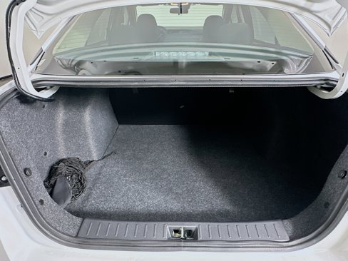 Used 2025 Nissan Versa S w/ Trunk Package image 26