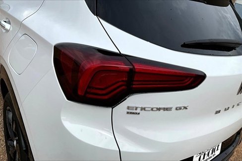 Used 2024 Buick Encore GX Sport Touring image 23