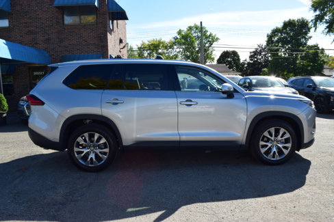 Used 2024 Toyota Grand Highlander AWD image 6