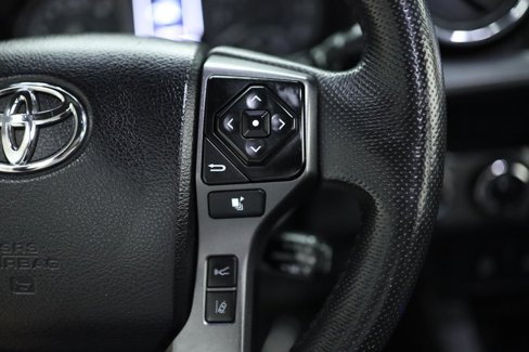 Used 2022 Toyota Tacoma TRD Off-Road image 38