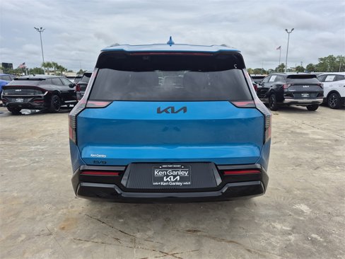 New 2026 Kia EV9 Land w/ Nightfall Edition Package image 7