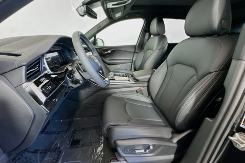 New 2025 Audi Q7 3.0T Prestige image 18