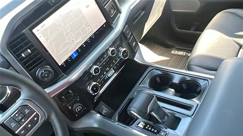 New 2025 Ford F150 Lariat image 32