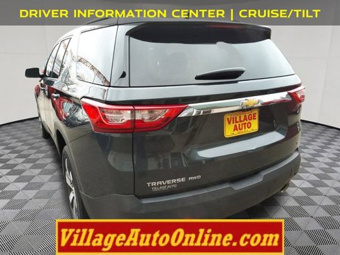 Used 2020 Chevrolet Traverse LT w/ LT Premium Package image 11