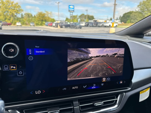 New 2026 Chevrolet Equinox EV LT image 21