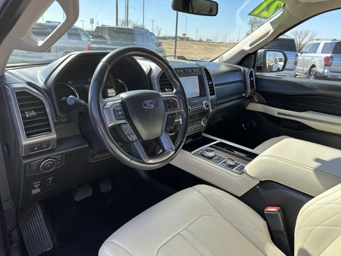 Used 2021 Ford Expedition Platinum image 6