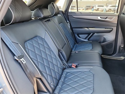 New 2025 Volkswagen Atlas Cross Sport SEL Premium R-Line image 19