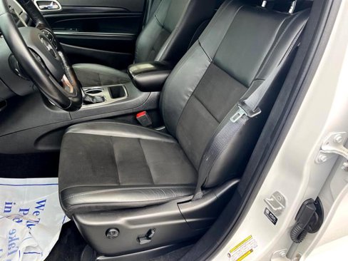 Used 2021 Jeep Grand Cherokee Laredo X image 11