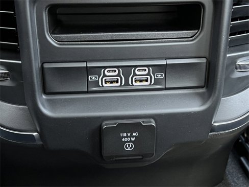 New 2026 RAM 1500 4x4 Crew Cab image 34