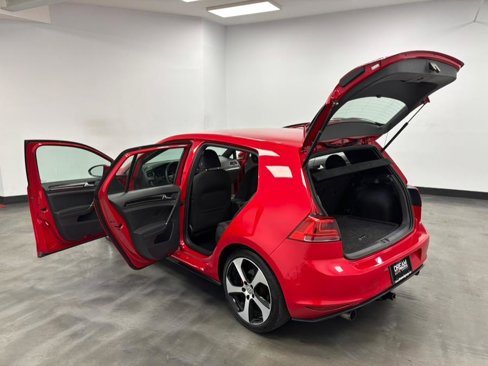Used 2017 Volkswagen GTI GTI S image 23